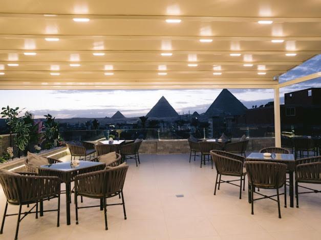 Tuya Pyramids Inn Kafret el-Gabal Exterior foto